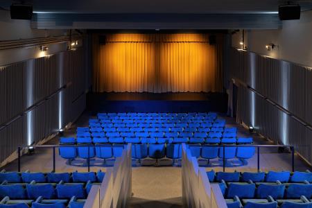 1_Dvorana_KUD_Medvode_ (31)